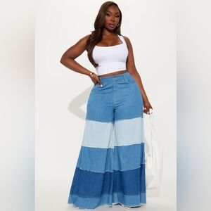 Women's Blue Colorblock Bali Babe Flowy Wide Leg Jeans -